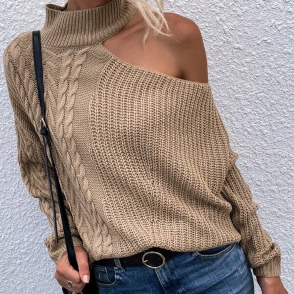 Peek Shoulder knit Sweater - Picture 2 of 6
